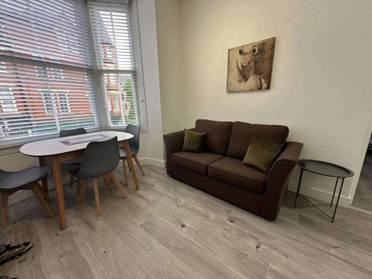 Studio Flat 2A Central קולווין ביי מראה חיצוני תמונה